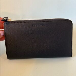 Lo & Sons Navy Zip Wallet